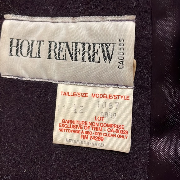 Vintage Holt Renfrew quilted violet and purple coat. - Picture 7 of 7